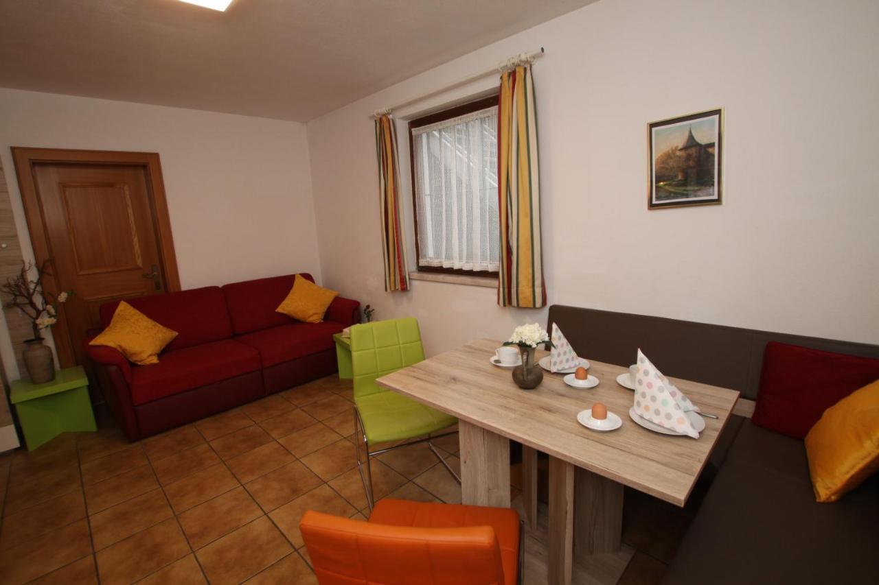 Wessely Appartements Am Golfplatz Інсбрук Екстер'єр фото